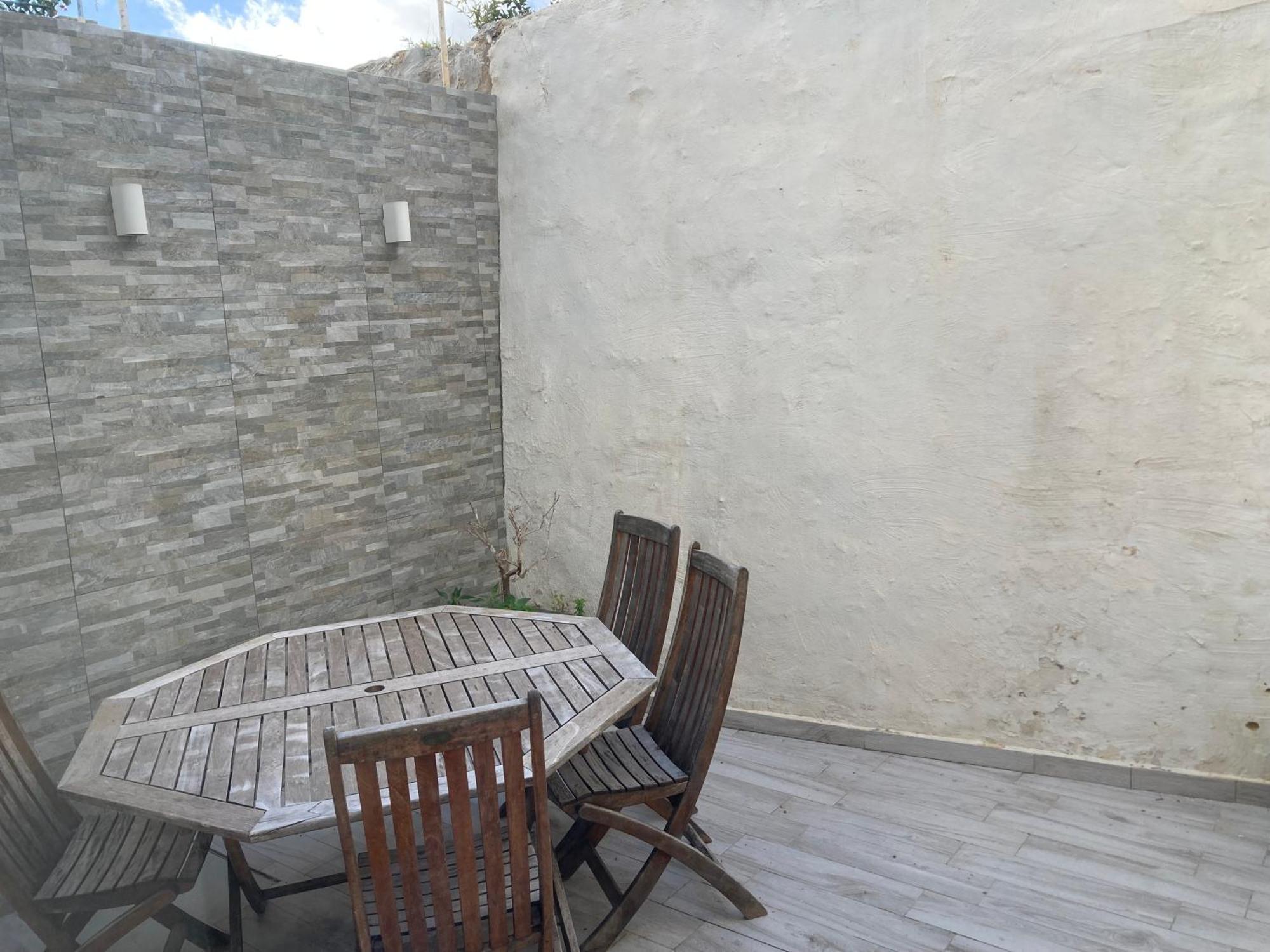 Charming Central Townhouse In Sliema By Assetflow Pro Leilighet Eksteriør bilde